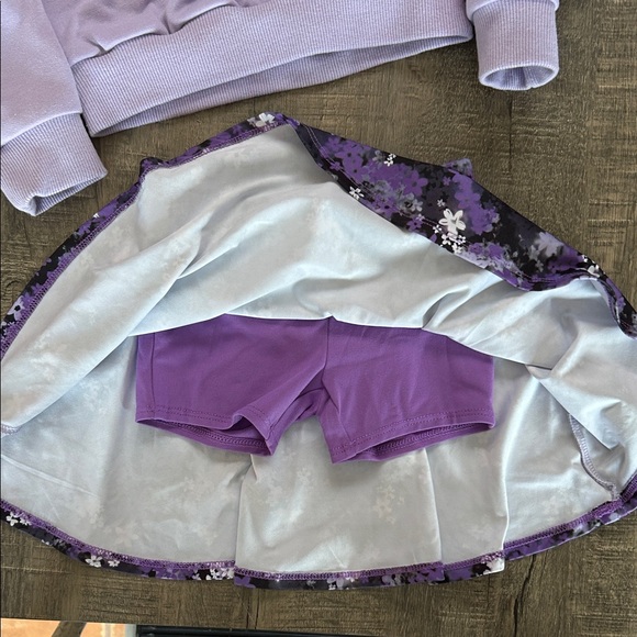 Nike Lavender Sweatshirt and Floral Skirt Set 2t - Picture 3 of 3